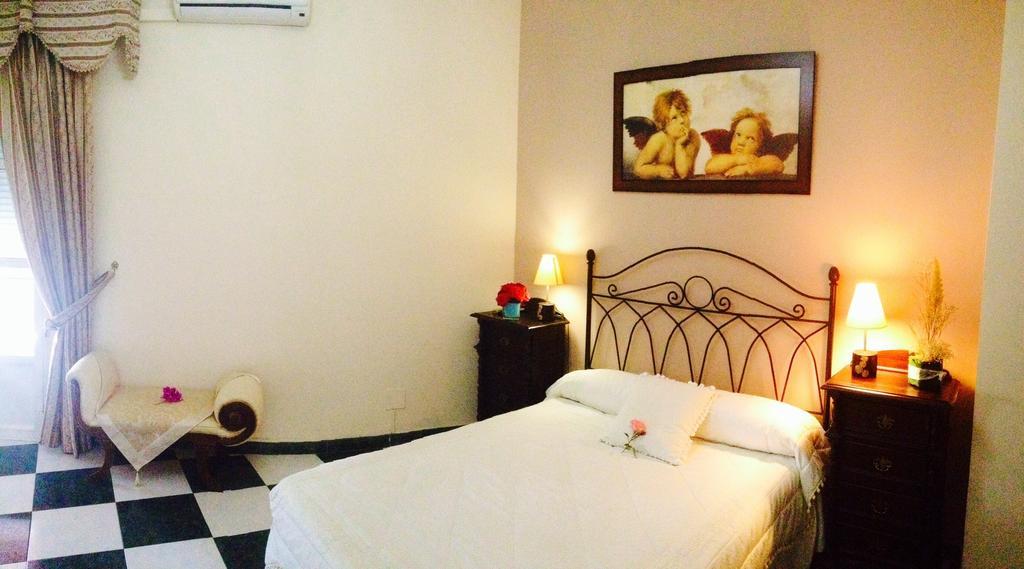 Burguillos Del Cerro Hostal El Camionero חדר תמונה