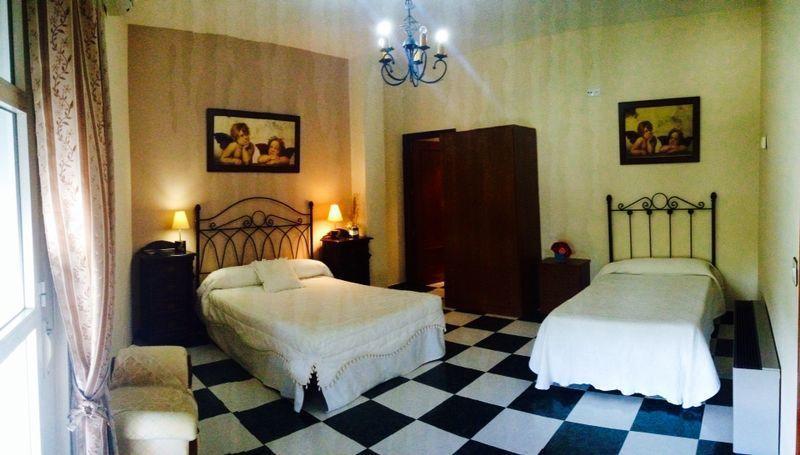 Burguillos Del Cerro Hostal El Camionero חדר תמונה