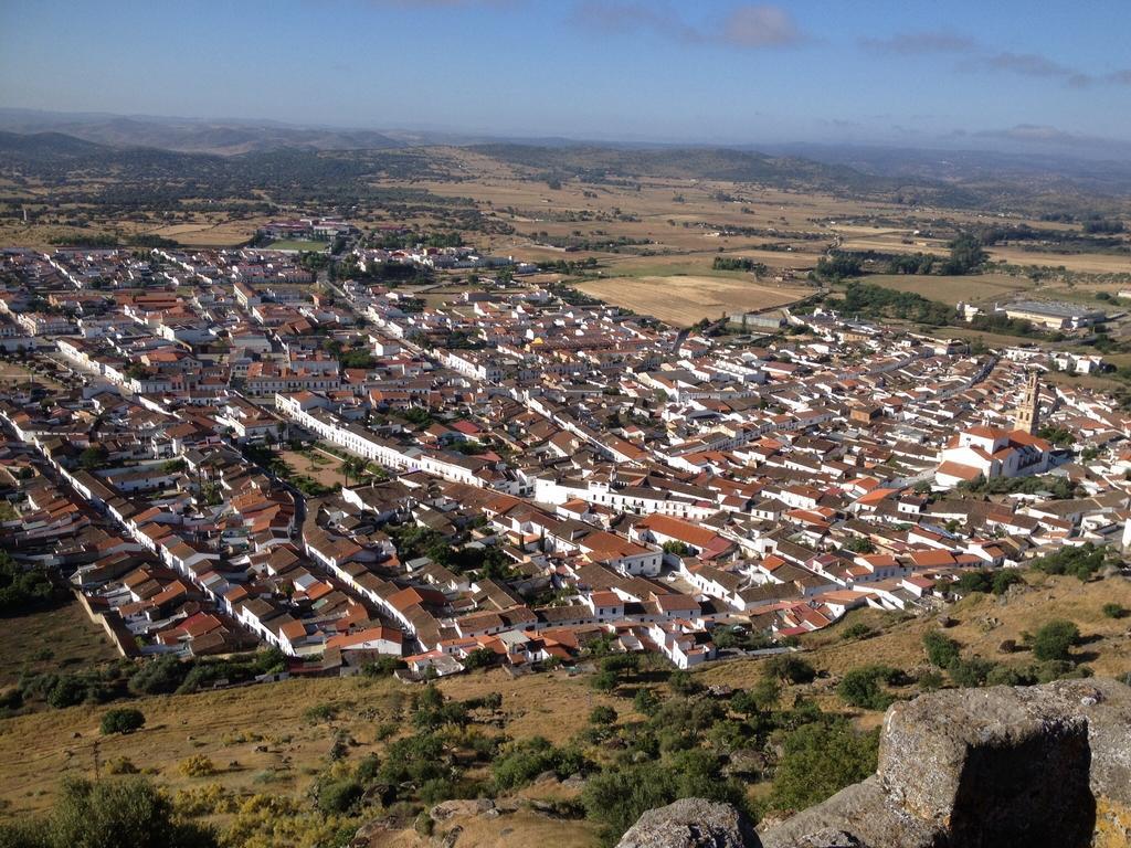 Burguillos Del Cerro Hostal El Camionero מראה חיצוני תמונה