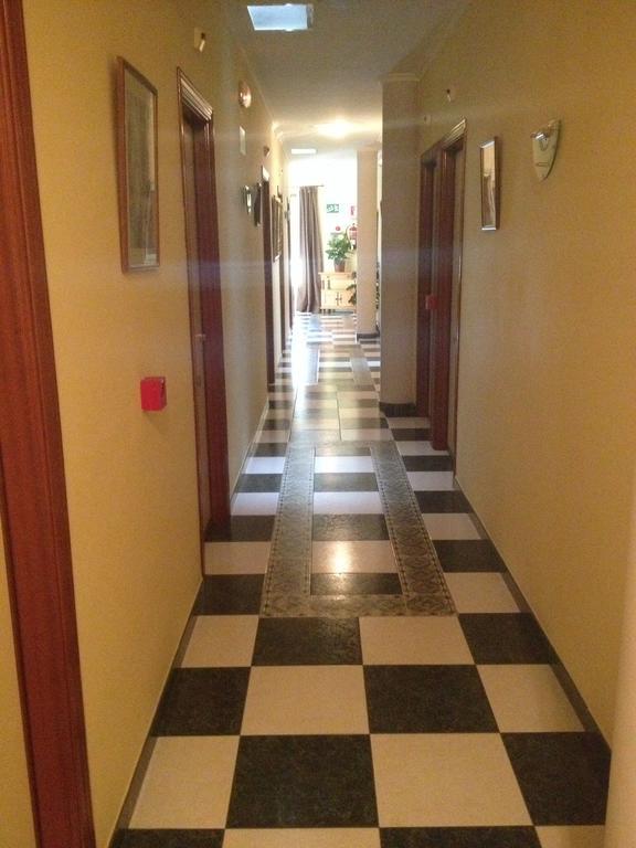 Burguillos Del Cerro Hostal El Camionero חדר תמונה